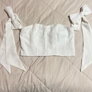 SHEIN White Strapless Bow Crop Top